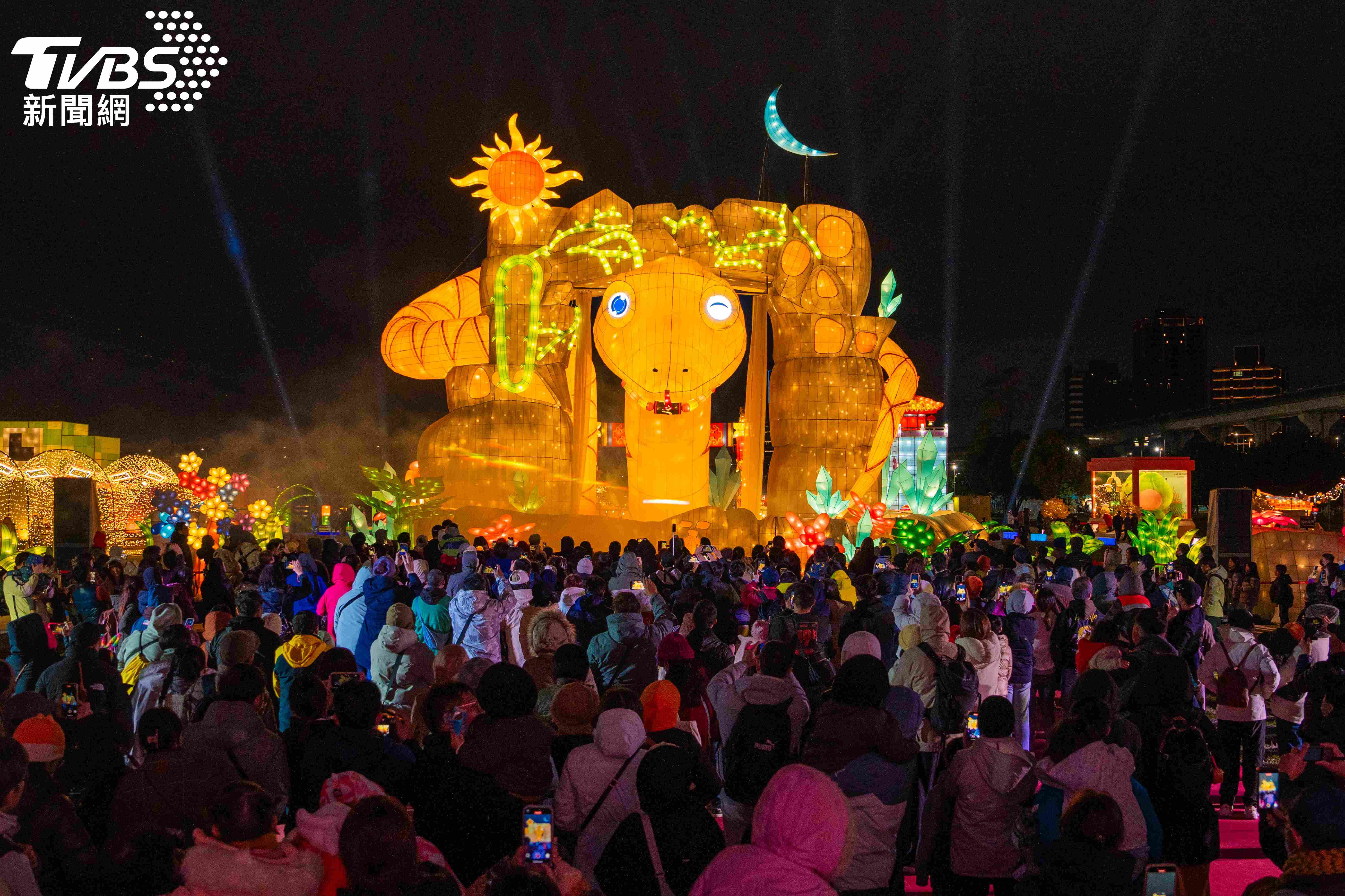 TVBS打造2025雙燈會 創新光影科技行銷城市 再創人潮紀錄