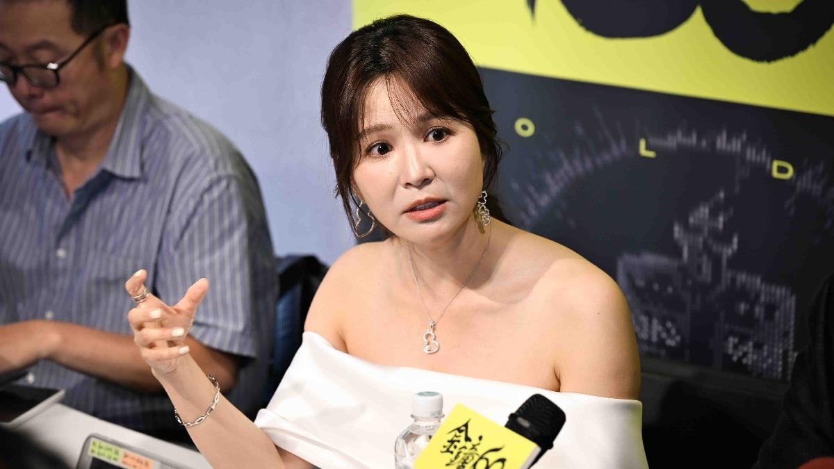 吳怡霈領到優渥股利，馬上手刀訂購iPhone 17 Pro Max。（圖／三立提供）