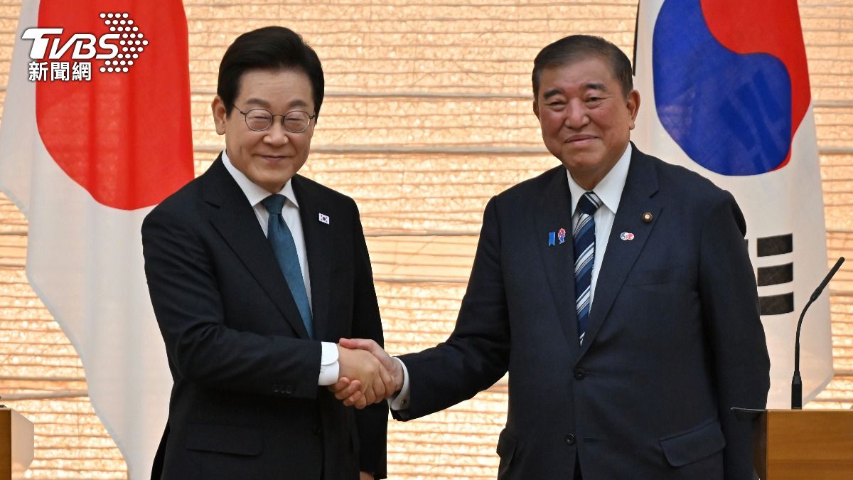 南韓總統李在明（左），23日會晤日本首相石破茂。（圖／達志影像美聯社）