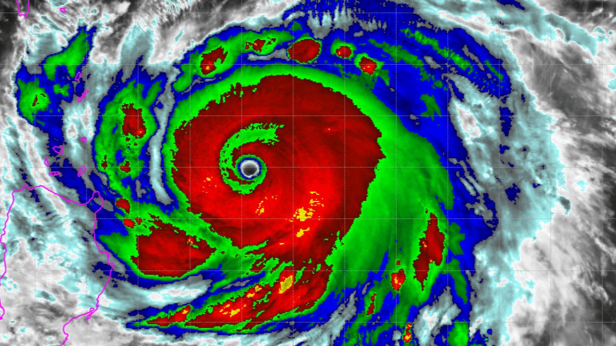 課停班停課最新通知,颱風假,台北停班停課,颱風停班停課,颱風放假,9/22颱風假,颱風樺加沙,停班停課,最新颱風動態,颱風停班停課,颱風動態最新,颱風快訊